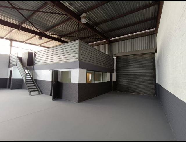 INDUSTRIAL PROPERTY TO RENT IN HALFWAY HOUSE